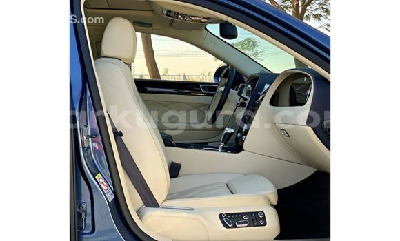 Nunua Imported Bentley Continental Flying Spur Bluu Gari ndani ya Import - Dubai nchini Bujumbura Nunua Imported Bentley Continental Flying Spur Bluu Gari ndani ya Import - Dubai nchini Bujumbura