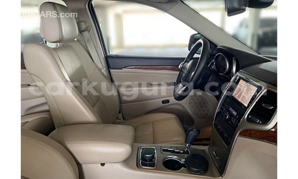 Nunua Imported Jeep Grand Cherokee Nyeusi Gari ndani ya Import - Dubai nchini Bujumbura Nunua Imported Jeep Grand Cherokee Nyeusi Gari ndani ya Import - Dubai nchini Bujumbura