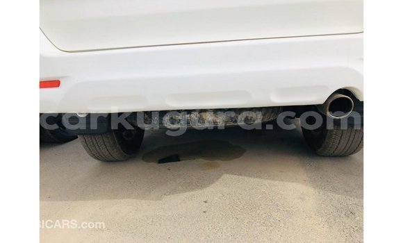Acheter Import Voiture Toyota Fortuner Blanc à Import - Dubai, Bujumbura Acheter Import Voiture Toyota Fortuner Blanc à Import - Dubai, Bujumbura