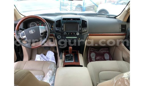 Nunua Imported Toyota Land Cruiser Nyeusi Gari ndani ya Import - Dubai nchini Bujumbura Nunua Imported Toyota Land Cruiser Nyeusi Gari ndani ya Import - Dubai nchini Bujumbura