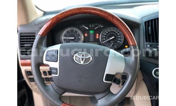 Nunua Imported Toyota Land Cruiser Nyeusi Gari ndani ya Import - Dubai nchini Bujumbura Nunua Imported Toyota Land Cruiser Nyeusi Gari ndani ya Import - Dubai nchini Bujumbura