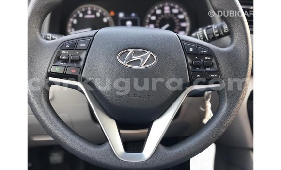 Acheter Import Voiture Hyundai Tucson Noir à Import - Dubai, Bujumbura Acheter Import Voiture Hyundai Tucson Noir à Import - Dubai, Bujumbura