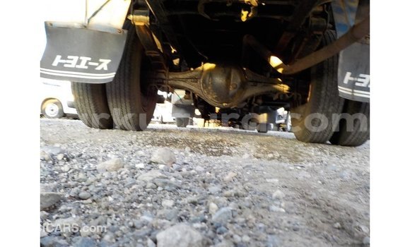 Acheter Import Voiture Toyota Dyna Bleu à Import - Dubai, Bujumbura Acheter Import Voiture Toyota Dyna Bleu à Import - Dubai, Bujumbura