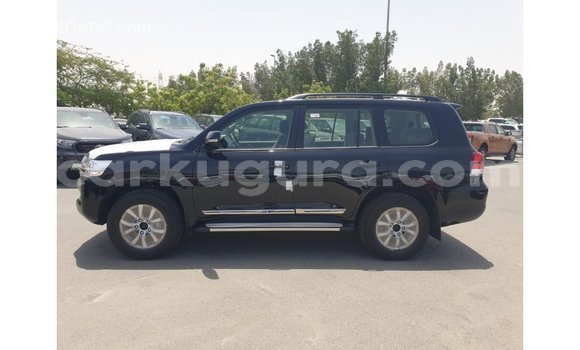 Acheter Import Voiture Toyota Land Cruiser Noir à Import - Dubai, Bujumbura Acheter Import Voiture Toyota Land Cruiser Noir à Import - Dubai, Bujumbura