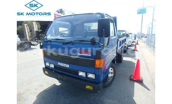 Acheter Import Voiture Mazda 2 Bleu à Import - Dubai, Bujumbura