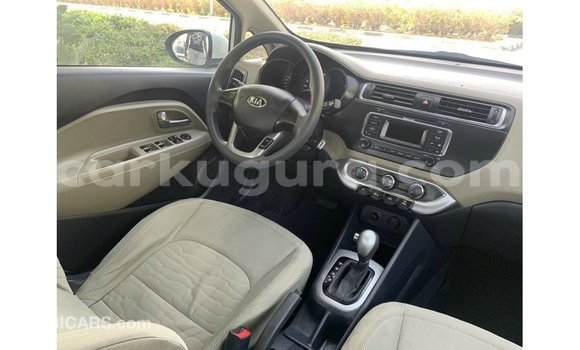 Nunua Imported Kia Rio Nyeupe Gari ndani ya Import - Dubai nchini Bujumbura Nunua Imported Kia Rio Nyeupe Gari ndani ya Import - Dubai nchini Bujumbura