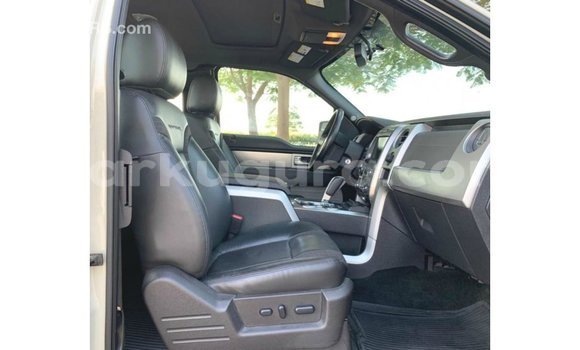 Buy Import Ford AEV AMBULANCE Beige Truck in Import - Dubai in Bujumbura Buy Import Ford AEV AMBULANCE Beige Truck in Import - Dubai in Bujumbura