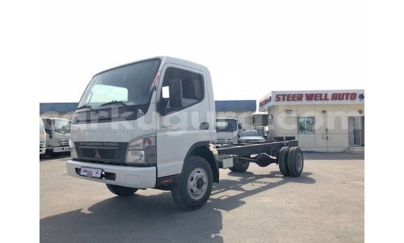 Acheter Import Utilitaire Mitsubishi L400 Blanc à Import - Dubai, Bujumbura Acheter Import Utilitaire Mitsubishi L400 Blanc à Import - Dubai, Bujumbura