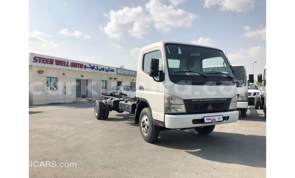 Acheter Import Utilitaire Mitsubishi L400 Blanc à Import - Dubai, Bujumbura Acheter Import Utilitaire Mitsubishi L400 Blanc à Import - Dubai, Bujumbura