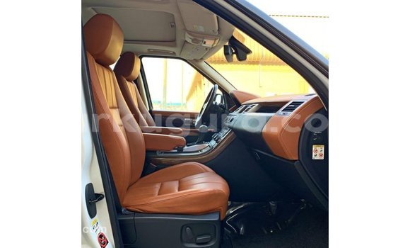 Buy Import Land Rover Range Rover White Car in Import - Dubai in Bujumbura Buy Import Land Rover Range Rover White Car in Import - Dubai in Bujumbura