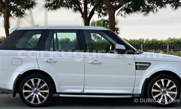 Buy Import Land Rover Range Rover White Car in Import - Dubai in Bujumbura Buy Import Land Rover Range Rover White Car in Import - Dubai in Bujumbura