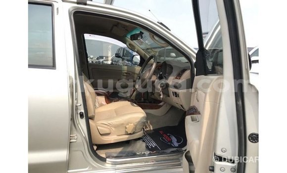 Buy Import Toyota Hilux Other Car in Import - Dubai in Bujumbura Buy Import Toyota Hilux Other Car in Import - Dubai in Bujumbura