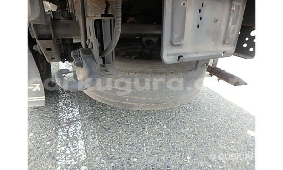 Acheter Import Voiture Toyota 4Runner Bleu à Import - Dubai, Bujumbura Acheter Import Voiture Toyota 4Runner Bleu à Import - Dubai, Bujumbura