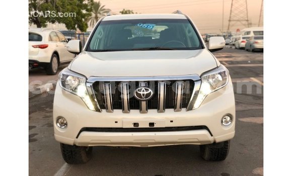 Acheter Import Voiture Toyota Prado Blanc à Import - Dubai, Bujumbura Acheter Import Voiture Toyota Prado Blanc à Import - Dubai, Bujumbura