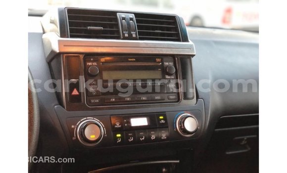 Acheter Import Voiture Toyota Prado Blanc à Import - Dubai, Bujumbura Acheter Import Voiture Toyota Prado Blanc à Import - Dubai, Bujumbura