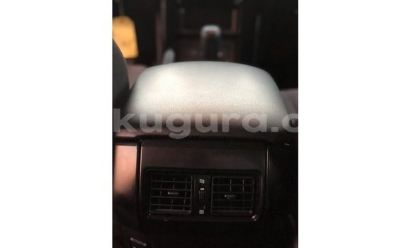 Acheter Import Voiture Toyota Prado Blanc à Import - Dubai, Bujumbura Acheter Import Voiture Toyota Prado Blanc à Import - Dubai, Bujumbura