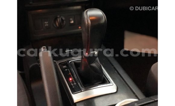 Acheter Import Voiture Toyota Prado Blanc à Import - Dubai, Bujumbura Acheter Import Voiture Toyota Prado Blanc à Import - Dubai, Bujumbura