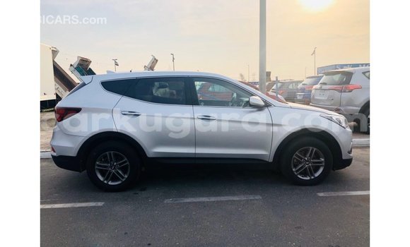 Nunua Imported Hyundai Santa Fe Nyingine Gari ndani ya Import - Dubai nchini Bujumbura Nunua Imported Hyundai Santa Fe Nyingine Gari ndani ya Import - Dubai nchini Bujumbura