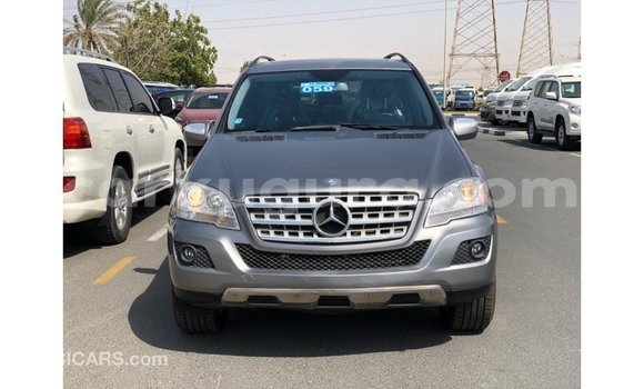 Buy Import Mercedes-Benz 190 Other Car in Import - Dubai in Bujumbura Buy Import Mercedes-Benz 190 Other Car in Import - Dubai in Bujumbura