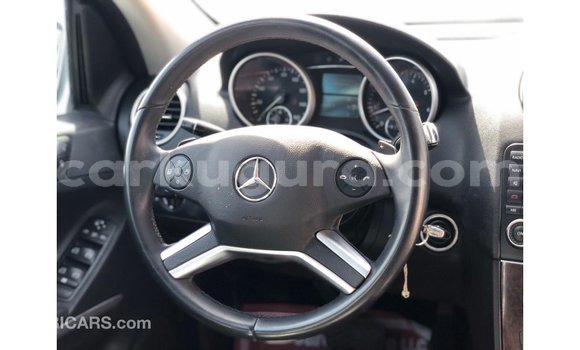 Buy Import Mercedes-Benz 190 Other Car in Import - Dubai in Bujumbura Buy Import Mercedes-Benz 190 Other Car in Import - Dubai in Bujumbura
