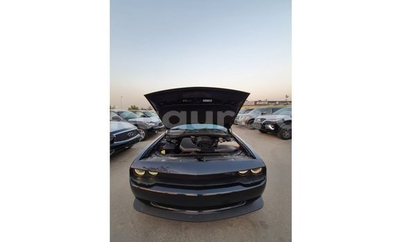 Acheter Import Voiture Dodge Challenger Noir à Import - Dubai, Bujumbura Acheter Import Voiture Dodge Challenger Noir à Import - Dubai, Bujumbura
