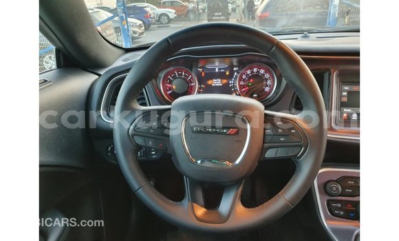 Acheter Import Voiture Dodge Challenger Noir à Import - Dubai, Bujumbura Acheter Import Voiture Dodge Challenger Noir à Import - Dubai, Bujumbura