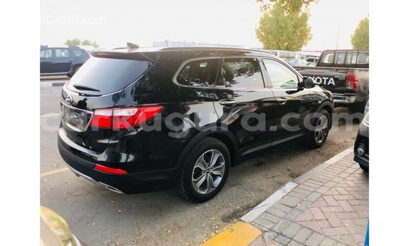 Acheter Import Voiture Hyundai Santa Fe Noir à Import - Dubai, Bujumbura Acheter Import Voiture Hyundai Santa Fe Noir à Import - Dubai, Bujumbura