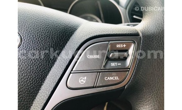 Acheter Import Voiture Hyundai Santa Fe Noir à Import - Dubai, Bujumbura Acheter Import Voiture Hyundai Santa Fe Noir à Import - Dubai, Bujumbura