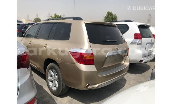 Buy Import Toyota Highlander Other Car in Import - Dubai in Bujumbura Buy Import Toyota Highlander Other Car in Import - Dubai in Bujumbura