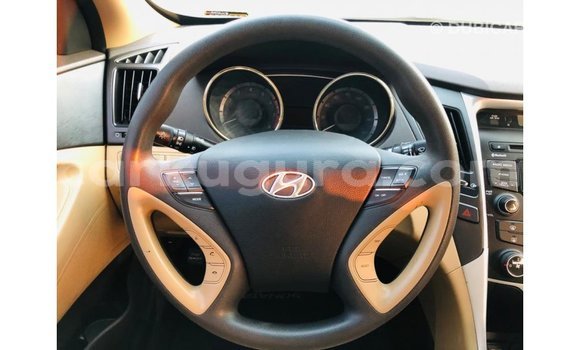 Nunua Imported Hyundai Sonata Nyekundu Gari ndani ya Import - Dubai nchini Bujumbura Nunua Imported Hyundai Sonata Nyekundu Gari ndani ya Import - Dubai nchini Bujumbura