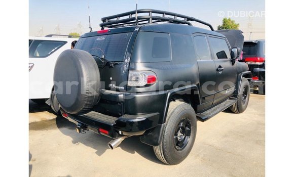 Nunua Imported Toyota FJ Cruiser Nyeusi Gari ndani ya Import - Dubai nchini Bujumbura Nunua Imported Toyota FJ Cruiser Nyeusi Gari ndani ya Import - Dubai nchini Bujumbura