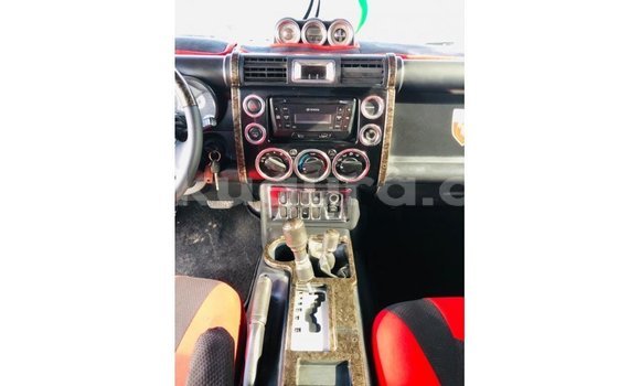 Nunua Imported Toyota FJ Cruiser Nyeusi Gari ndani ya Import - Dubai nchini Bujumbura Nunua Imported Toyota FJ Cruiser Nyeusi Gari ndani ya Import - Dubai nchini Bujumbura