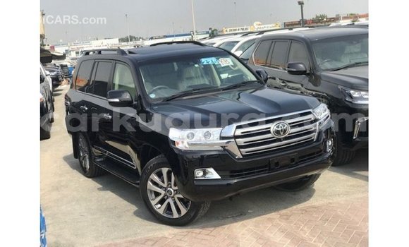 Acheter Import Voiture Toyota Land Cruiser Noir à Import - Dubai, Bujumbura Acheter Import Voiture Toyota Land Cruiser Noir à Import - Dubai, Bujumbura