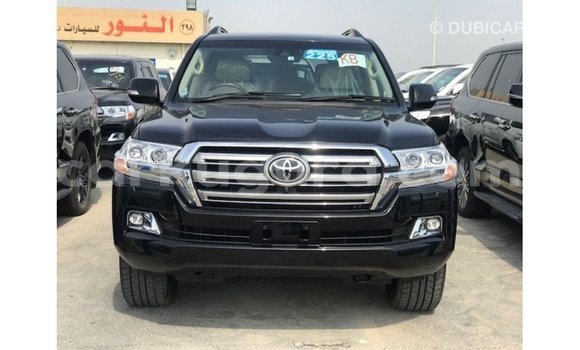 Acheter Import Voiture Toyota Land Cruiser Noir à Import - Dubai, Bujumbura Acheter Import Voiture Toyota Land Cruiser Noir à Import - Dubai, Bujumbura