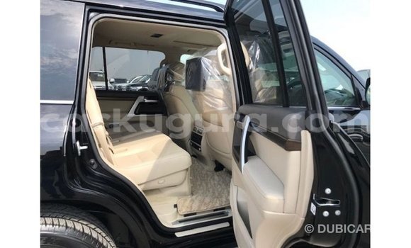Acheter Import Voiture Toyota Land Cruiser Noir à Import - Dubai, Bujumbura Acheter Import Voiture Toyota Land Cruiser Noir à Import - Dubai, Bujumbura
