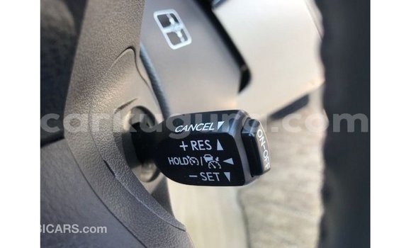 Acheter Import Voiture Toyota Land Cruiser Noir à Import - Dubai, Bujumbura Acheter Import Voiture Toyota Land Cruiser Noir à Import - Dubai, Bujumbura