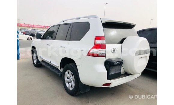Acheter Import Voiture Toyota Prado Blanc à Import - Dubai, Bujumbura Acheter Import Voiture Toyota Prado Blanc à Import - Dubai, Bujumbura