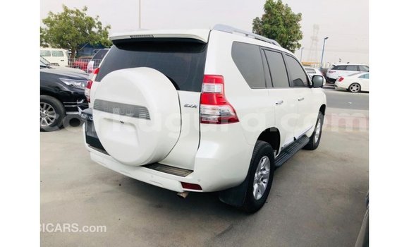Nunua Imported Toyota Prado Nyeupe Gari ndani ya Import - Dubai nchini Bujumbura Nunua Imported Toyota Prado Nyeupe Gari ndani ya Import - Dubai nchini Bujumbura
