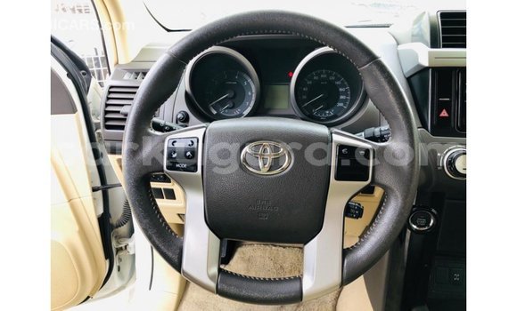 Nunua Imported Toyota Prado Nyeupe Gari ndani ya Import - Dubai nchini Bujumbura Nunua Imported Toyota Prado Nyeupe Gari ndani ya Import - Dubai nchini Bujumbura