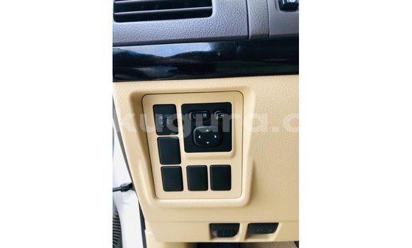Nunua Imported Toyota Prado Nyeupe Gari ndani ya Import - Dubai nchini Bujumbura Nunua Imported Toyota Prado Nyeupe Gari ndani ya Import - Dubai nchini Bujumbura