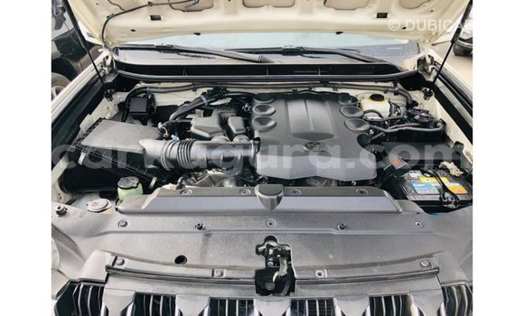 Acheter Import Voiture Toyota Prado Blanc à Import - Dubai, Bujumbura Acheter Import Voiture Toyota Prado Blanc à Import - Dubai, Bujumbura