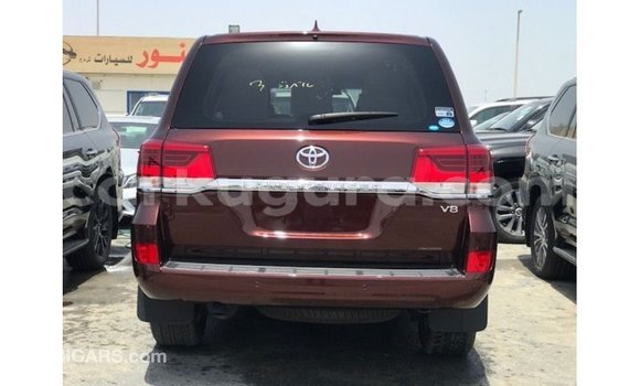 Acheter Import Voiture Toyota Land Cruiser Rouge à Import - Dubai, Bujumbura Acheter Import Voiture Toyota Land Cruiser Rouge à Import - Dubai, Bujumbura