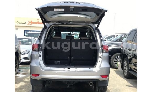 Buy Import Toyota Fortuner Other Car in Import - Dubai in Bujumbura Buy Import Toyota Fortuner Other Car in Import - Dubai in Bujumbura