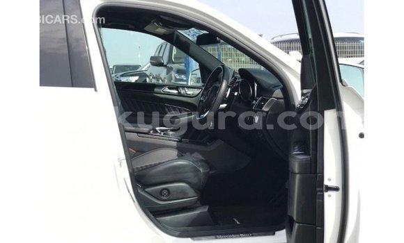 Buy Import Mercedes-Benz 190 White Car in Import - Dubai in Bujumbura Buy Import Mercedes-Benz 190 White Car in Import - Dubai in Bujumbura