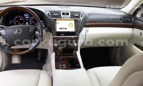 Acheter Import Voiture Lexus LS Autre à Import - Dubai, Bujumbura