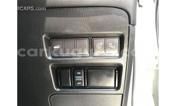 Acheter Import Voiture Infiniti Q Blanc à Import - Dubai, Bujumbura Acheter Import Voiture Infiniti Q Blanc à Import - Dubai, Bujumbura