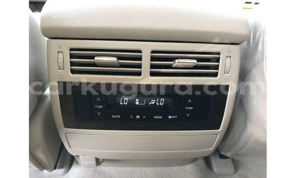 Buy Import Toyota Land Cruiser White Car in Import - Dubai in Bujumbura Buy Import Toyota Land Cruiser White Car in Import - Dubai in Bujumbura