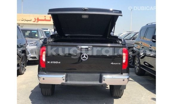 Acheter Import Voiture Mercedes-Benz 250 Noir à Import - Dubai, Bujumbura Acheter Import Voiture Mercedes-Benz 250 Noir à Import - Dubai, Bujumbura