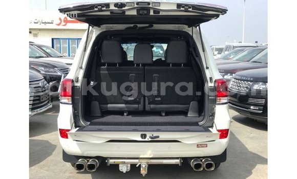 Buy Import Toyota Land Cruiser White Car in Import - Dubai in Bujumbura Buy Import Toyota Land Cruiser White Car in Import - Dubai in Bujumbura