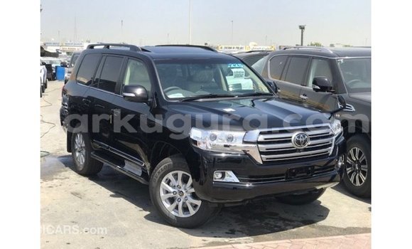 Acheter Import Voiture Toyota Land Cruiser Noir à Import - Dubai, Bujumbura Acheter Import Voiture Toyota Land Cruiser Noir à Import - Dubai, Bujumbura